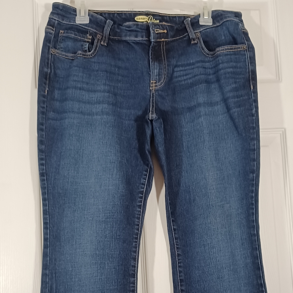 OLD NAVY DIVA Size 12 Short dark wash whisp flare